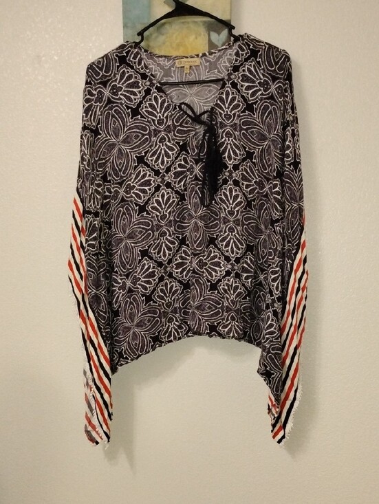 Democracy Tops - Democracy Black & White Floral Peasant Top with Striped Sleeves